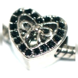 1X Heart Black Bead Charm Silver Fit Eupropean Chain and Pendora Bracelet
